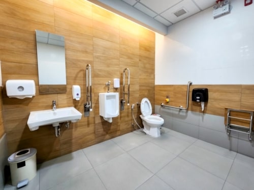 distribución baño para adultos mayores